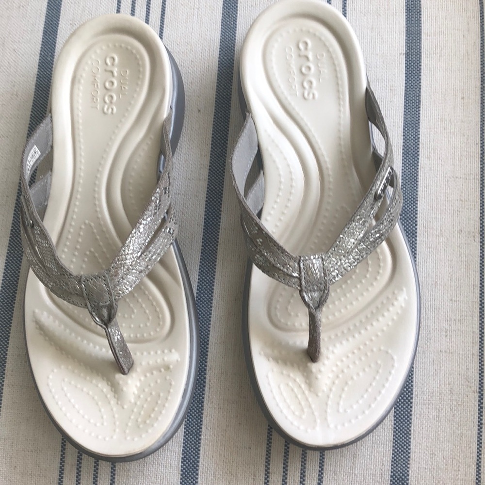 CROCS Capri V Flip Flop Sandals